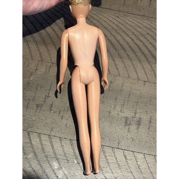 Vintage Barbie Skipper DOLL Lot Party Time 1021 Coat Dress Swimsuit carry case - Picture 3 of 11